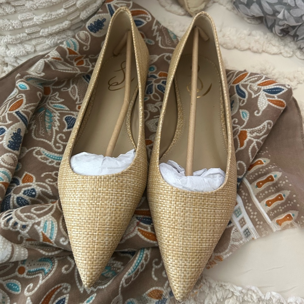 Sam Edelman Tan Pointed Toe Heels